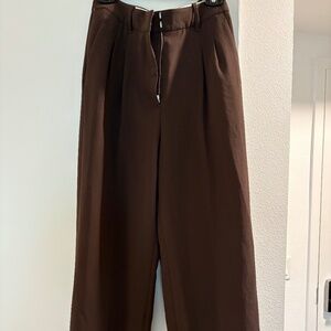 Aritzia Effortless pant
